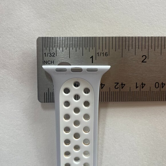 Genuine Apple Watch Band Nike Size Small/ Medium - Picture 4 of 6